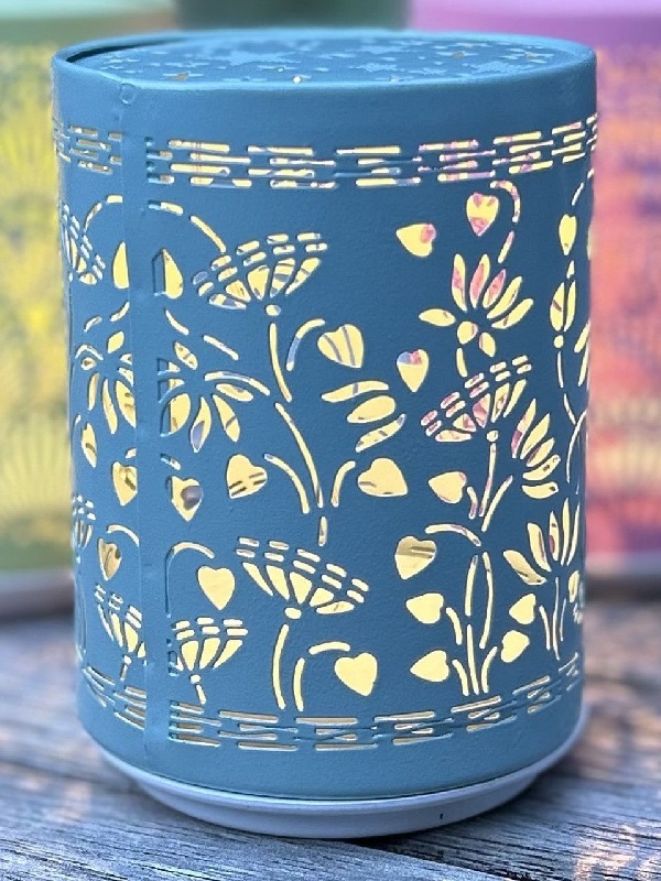 Shadow Lantern Blue Garden